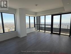 5002 - 4015 THE EXCHANGE Mississauga, ON L5B 0N9