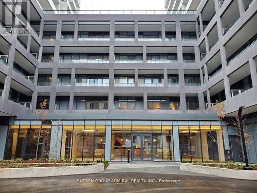 306 - 9 TECUMSETH STREET  Toronto, ON M5V 3G4