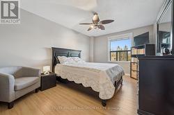 Primary Bedroom - 