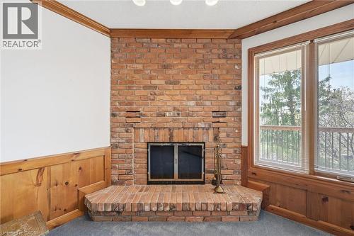 2018 Barlow Crescent, Burlington, ON - Indoor Photo Showing Living Room With Fireplace