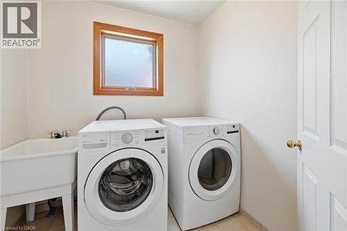 2018 Barlow Crescent, Burlington, ON - Indoor Photo Showing Laundry Room