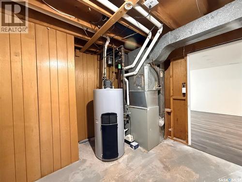 61 Maxwell Crescent, Saskatoon, SK - Indoor Photo Showing Basement