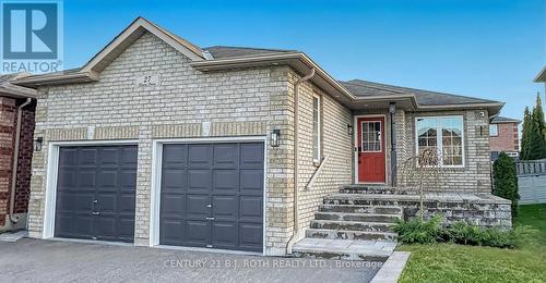 27 CLAIRE DRIVE  Barrie, ON L4N 5Y1