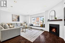 25 - 1575 SOUTH PARADE COURT  Mississauga, ON L5M 6E9