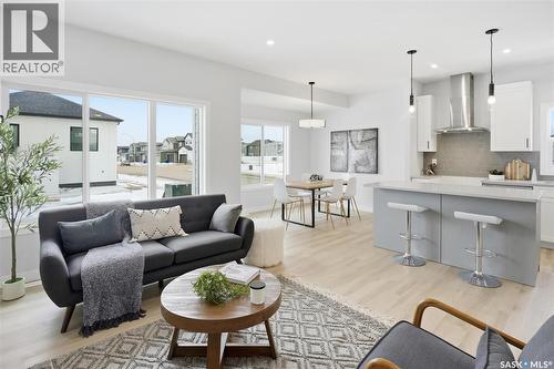 410 Leskiw Bend, Saskatoon, SK - Indoor Photo Showing Living Room