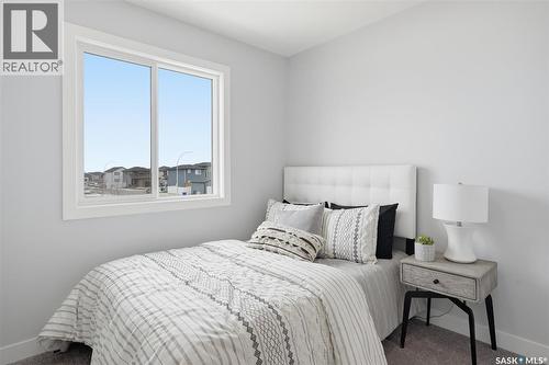 410 Leskiw Bend, Saskatoon, SK - Indoor Photo Showing Bedroom