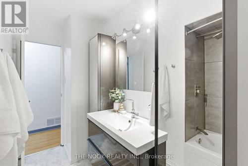 43 Prouse Drive, Brampton (Brampton North), ON - Indoor Photo Showing Bathroom