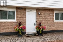 427 MOODIE DRIVE Ottawa, ON K2H 8A5