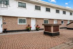 427 MOODIE DRIVE Ottawa, ON K2H 8A5