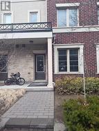 47 - 636 EVANS AVENUE  Toronto, ON M8W 0A8