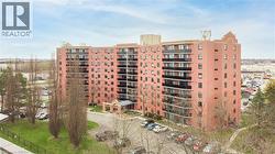 9 BONHEUR Court Unit# 207 Brantford, ON N3P 1Z5