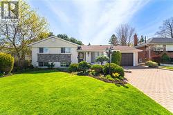 3 DONATA Drive  Mississauga, ON L5M 1T2