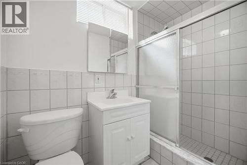 3 Donata Drive, Mississauga, ON - Indoor Photo Showing Bathroom