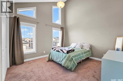 102 Atton Crescent, Saskatoon, SK - Indoor Photo Showing Bedroom