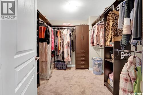 102 Atton Crescent, Saskatoon, SK - Indoor With Storage