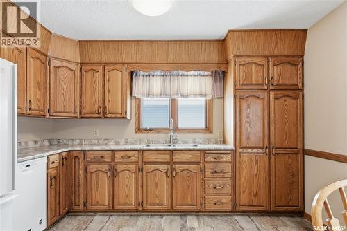 51 Mcaskill Crescent, Saskatoon, SK - Indoor Photo Showing Kitchen With Double Sink