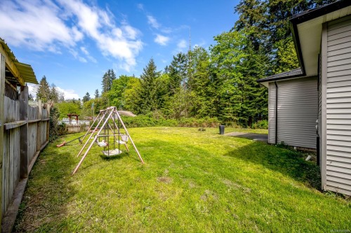 290 Herondale Rd, Royston, BC 