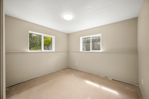 290 Herondale Rd, Royston, BC 