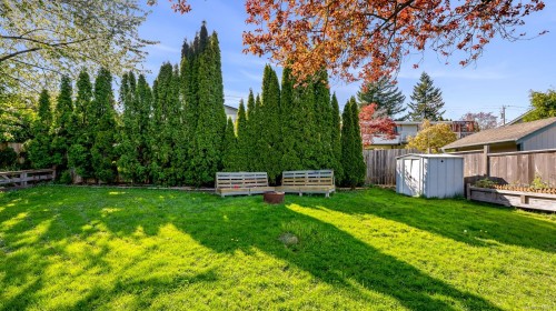 1068 Ruby Rd, Campbell River, BC 