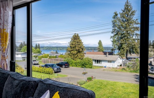 1068 Ruby Rd, Campbell River, BC 