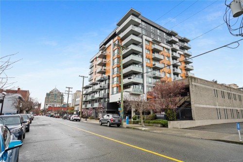 305-838 Broughton St  Victoria, BC V8W 1E4