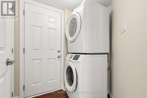101 Helenium Lane, Ottawa, ON - Indoor Photo Showing Laundry Room