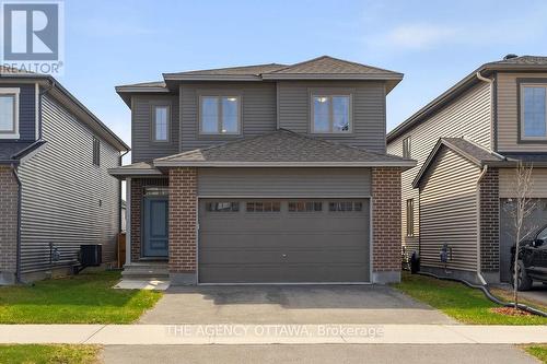 336 BARRETT FARM DRIVE  Ottawa, ON K1T 0X8