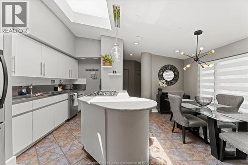 859 Monmouth, Windsor, ON - Indoor