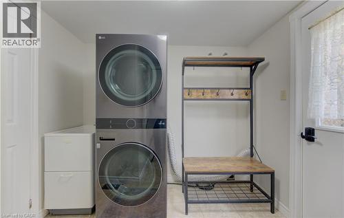 159 Burnett Avenue, Cambridge, ON - Indoor Photo Showing Laundry Room
