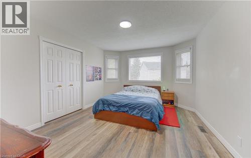 159 Burnett Avenue, Cambridge, ON - Indoor Photo Showing Bedroom