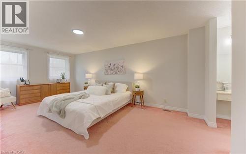 159 Burnett Avenue, Cambridge, ON - Indoor Photo Showing Bedroom
