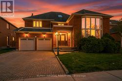 5859 RIVERSIDE PLACE  Mississauga, ON L5M 4X1