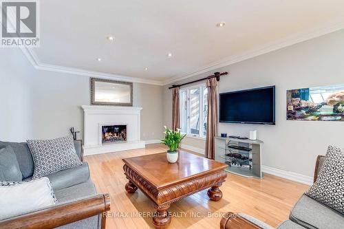 5859 Riverside Place, Mississauga, ON - Indoor Photo Showing Living Room With Fireplace