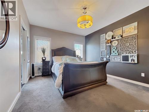 451 Hastings Crescent, Saskatoon, SK - Indoor Photo Showing Bedroom