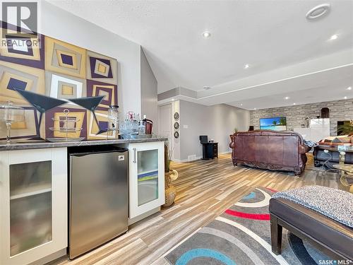 451 Hastings Crescent, Saskatoon, SK - Indoor