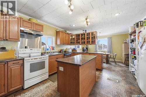 Waycott Acreage, Vanscoy Rm No. 345, SK - Indoor Photo Showing Kitchen