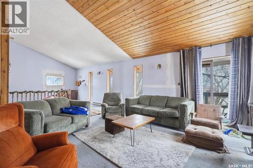 Waycott Acreage, Vanscoy Rm No. 345, SK - Indoor Photo Showing Living Room