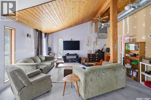 Waycott Acreage, Vanscoy Rm No. 345, SK - Indoor Photo Showing Living Room