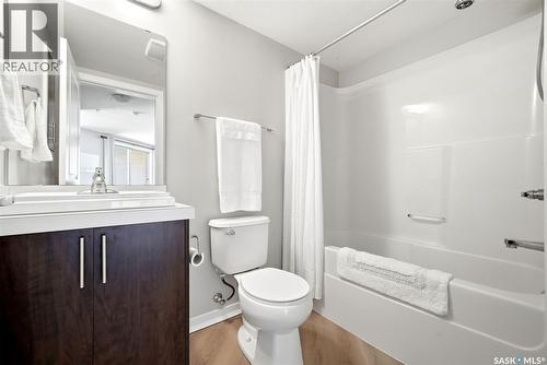 1115 5500 Mitchinson Way, Regina, SK - Indoor Photo Showing Bathroom