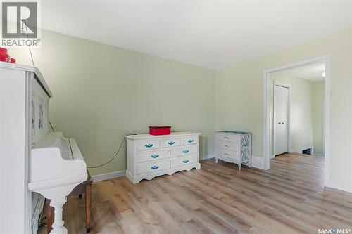 155 Broad Street, Lumsden, SK - Indoor