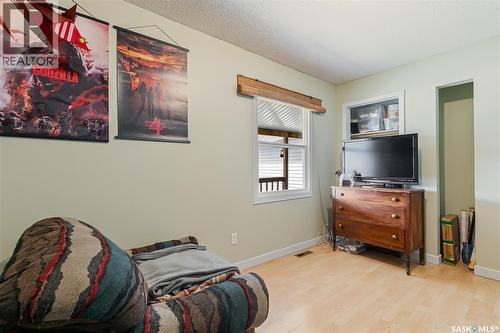 155 Broad Street, Lumsden, SK - Indoor
