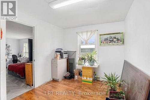 257 Parkdale Avenue, Ottawa, ON - Indoor Photo Showing Other Room
