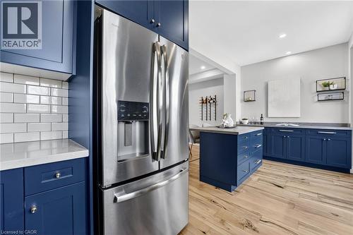 62 Moore Crescent, Ancaster, ON - Indoor Photo Showing Kitchen