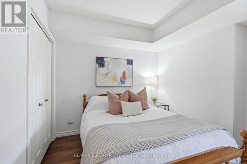 308 - 4015 Kilmer Drive, Burlington, ON - Indoor Photo Showing Bedroom