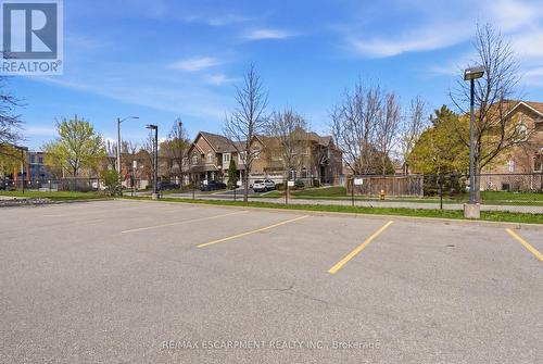 308 - 4015 Kilmer Drive, Burlington, ON - Outdoor