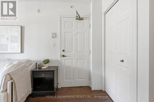 308 - 4015 Kilmer Drive, Burlington, ON - Indoor Photo Showing Other Room