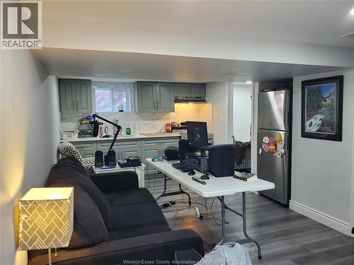 348 Caroline, Windsor, ON - Indoor