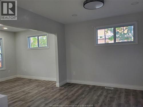 348 Caroline, Windsor, ON - Indoor Photo Showing Other Room