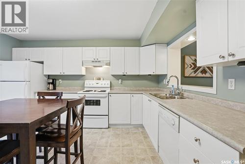 213 663 Beckett Crescent, Saskatoon, SK - Indoor Photo Showing Kitchen With Double Sink