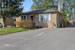 667 WICKENS AVENUE  Burlington (Lasalle), ON L7T 3T1